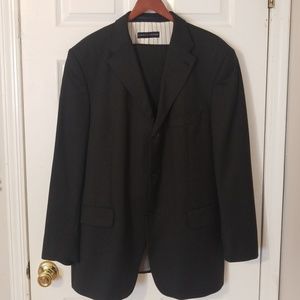 Tommy hilfiger suit